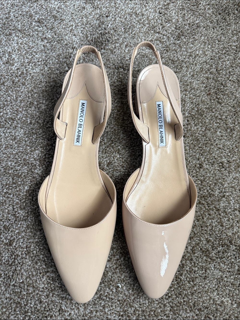 Manolo Blahnik Beige Patent Leather Pointed Slingback Flats
